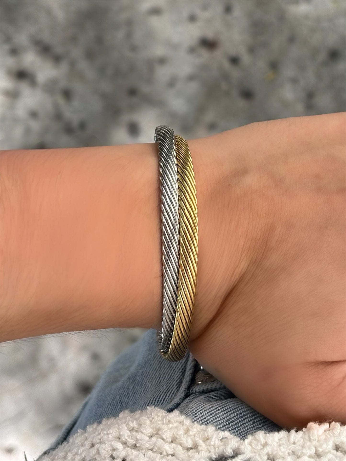 2 CUFF