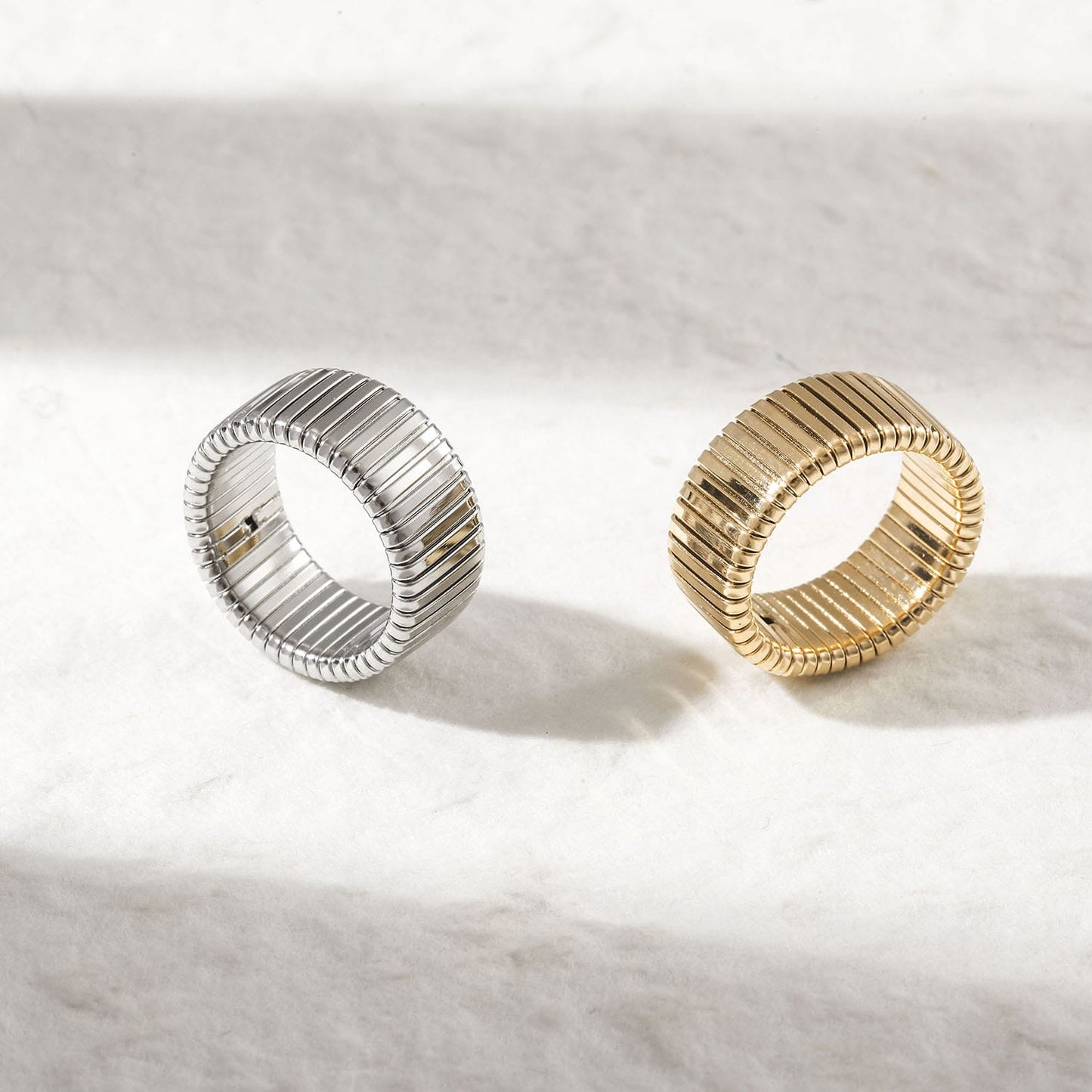 DELUX RING