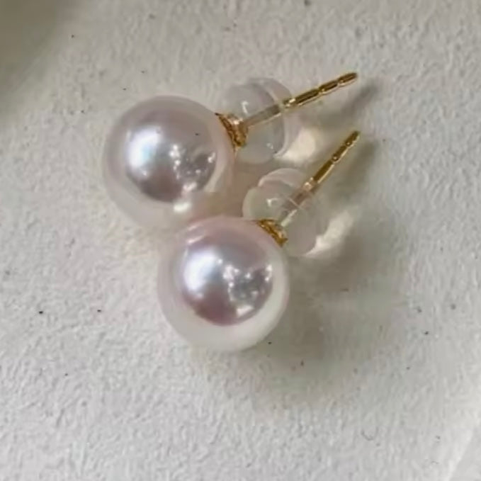 18kt AKOYA PEARL STUDS