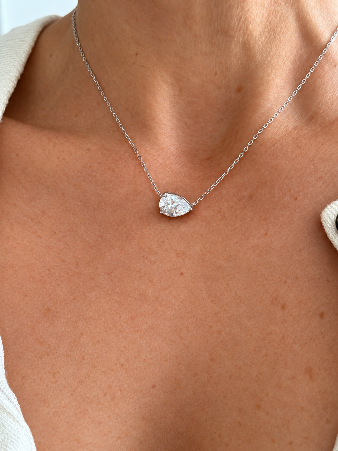 PEARIS NECKLACE