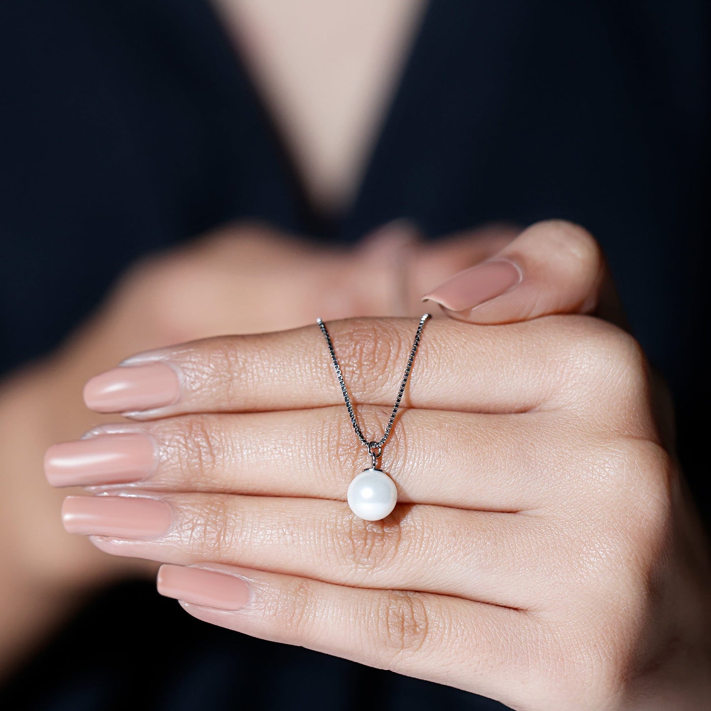 Natural 7.50 Carat Pearl Drop Necklace with Silver Chain